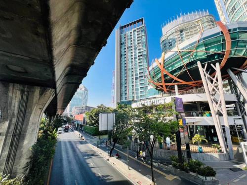 New Cozy 2Bed 200m BTS PhraKhanong, 10min Thonglor Ekkamai