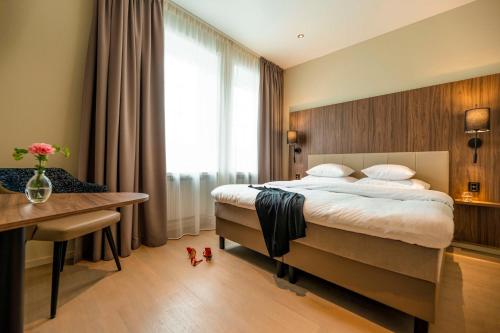 Standard with King size bed 