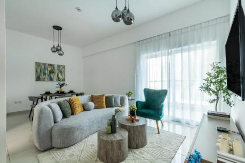 ShoresInn - Luxury 1BR with Marina View, Dubai