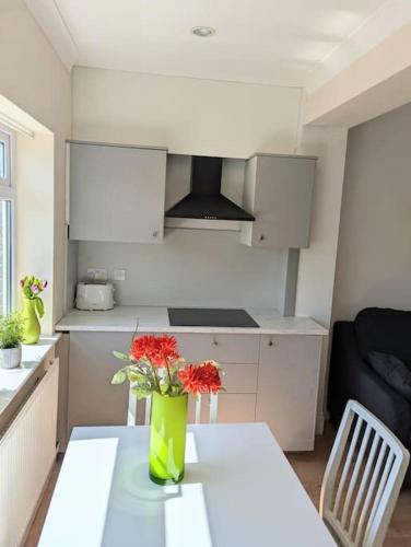 Rest Bay Beach Stay in Rest Bay