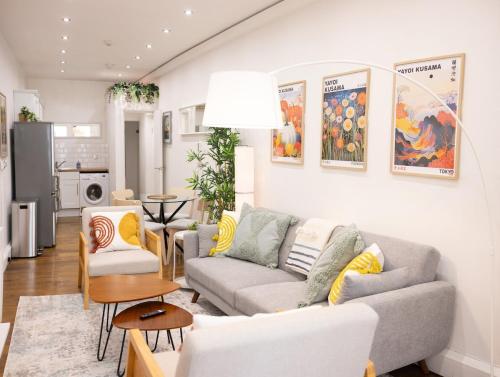 Bright and Cosy home 100m from Trafalgar Square - image 13