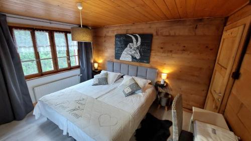 Double or Twin Room with Shared Bathroom