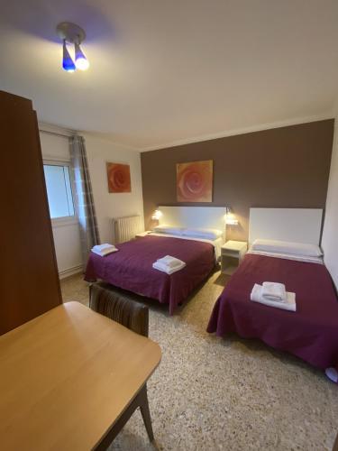  Casa Les Roques in Báscara