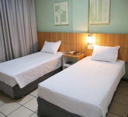 Green Valley Hotel in Timoteo