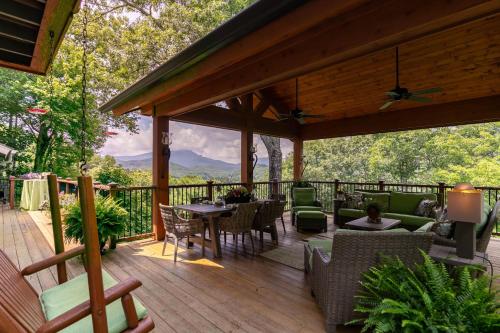 Hinesight at Hound Ears in Valle Crucis, USA