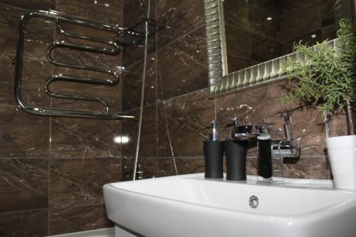 Apartment Kurchatova 34/4