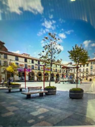 TUDELA CENTRO-Teatro Gaztambide-3 habitac. in טודלה