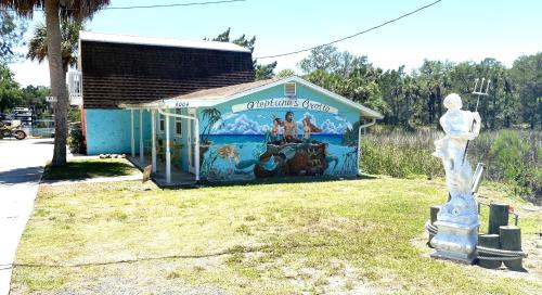 Neptunes Grotto Old Florida Adventure Retreat in Spring Hill, USA
