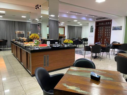 อาหารและเครื่องดื่ม, Panorama Tower Hotel in อิปาตินก้า