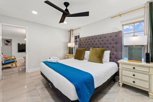 Facilities, Waterfront Oasis Escape with 7 Seats Hot Tub! in Sunrise