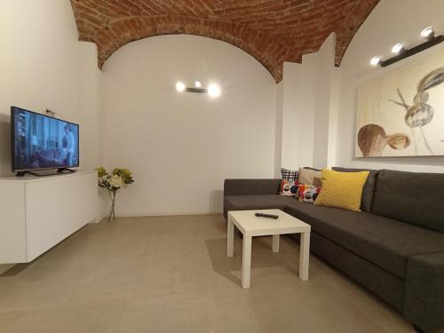Apartment - Ground Floor image 9