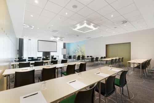 Novotel Berlin Mitte - image 13