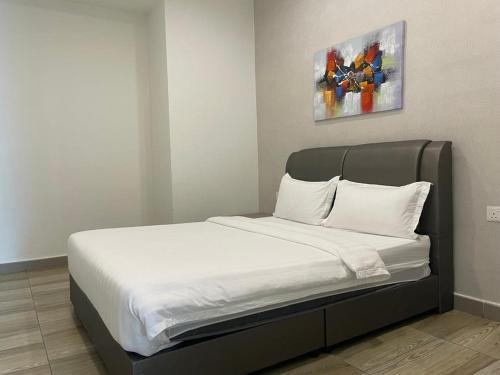 PM Octagon Ipoh Suites & Apartment 3 - Tap to explore photos
