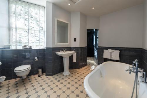 593764995 Meldrum House Hotel Golf And Country Estate