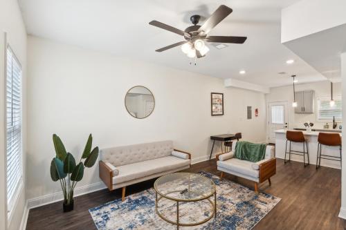 Alto D8 I Modern New Construction 2bd Apartment in Clarksville, Vereinigte Staaten von Amerika