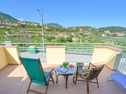 Villa Angela 1 by Holiday World, Toirano