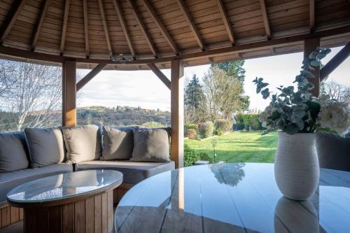 Super Host Large Luxury Cottage South Downs Park in Lodsworth