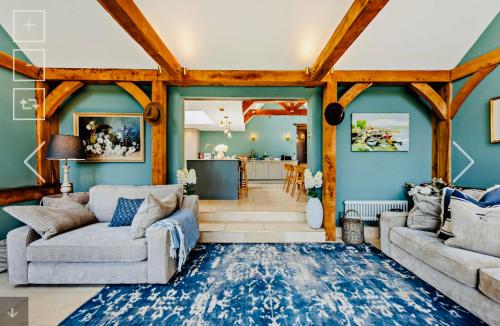 Super Host Large Luxury Cottage South Downs Park in Lodsworth