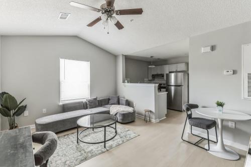 Cb 3516-301 Modern Fayetteville Charm in Fort Bragg, USA