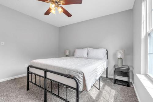 Cb 974-301 Fayetteville Oasis I Modern, Comfy in Fort Bragg, USA