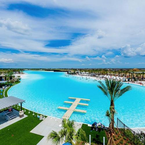 Coastal Comfort Moments from the Boardwalk with Gated Boat Parking in League City (TX)