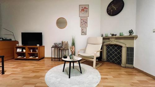 Cosy Studio Merode & Cinquantenaire park district - Tap to explore photos