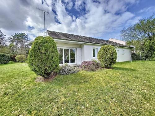Maison au calme 3 chambres avec terrasse et jardin gîte à louer Ouzouer-sur-Loire