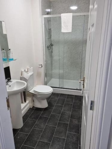 The Green - Corner Plot Getaways