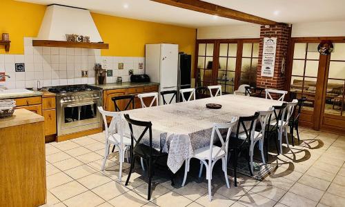 virtuve, Le Clos des Collières (Le Clos des Collieres) in Marcollin