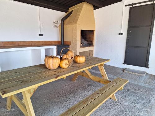 La Palmera Casa Rural in L´Aldea