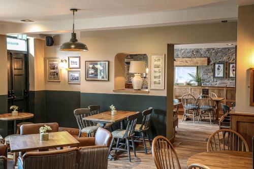 Bridge End Hotel - image 8