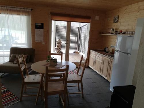 Kauksi Puhkemaja in Kauksi