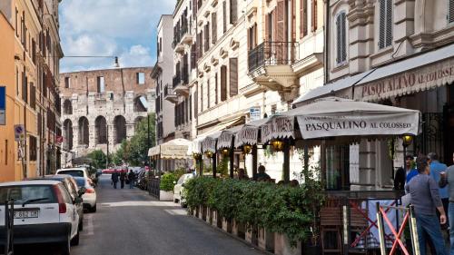 Rental in Rome Colosseo Loft