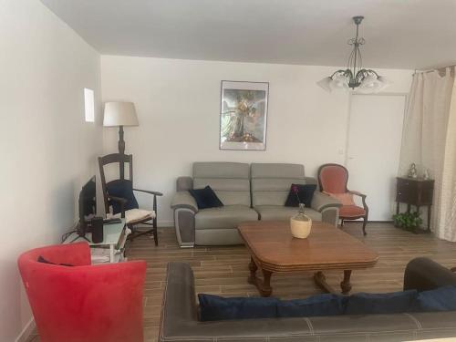 Gîte La Vacale- 2 à 10 personnes (Gite La Vacale- 2 a 10 personnes) in ฟิแฌค