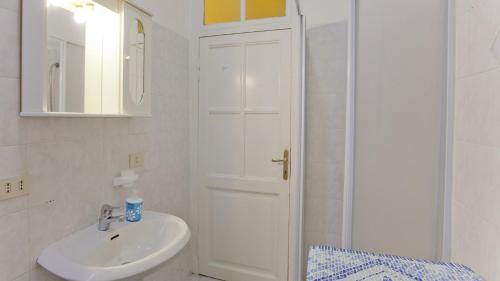 Sardegna Apartment - image 2