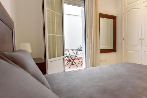New! Quality Flat in the Center - Private Terrace 4