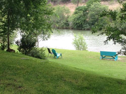 The Studio at Creekside Camp & Cabins, Marble Falls (photo 4)