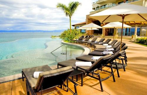 2BD Garza Blanca Oceanview & Luxury Beach Resort in Puerto Vallarta, Mexico