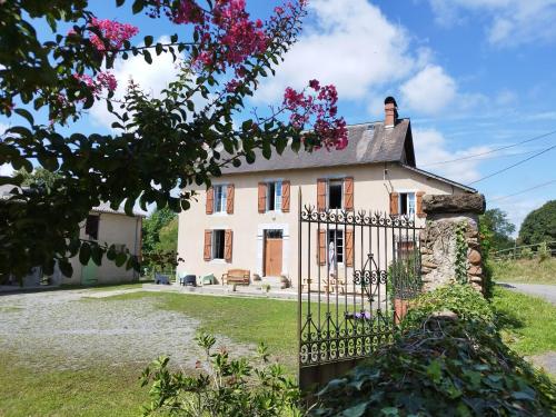 La grange ô merles gîte à louer Abère