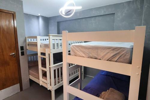 Studio com Cozinha e Banheiro Privativo in Maracana