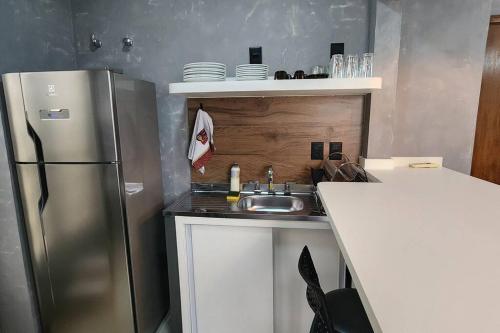 Studio com Cozinha e Banheiro Privativo in Maracana