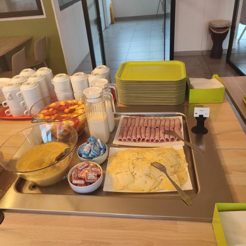 Moov'Appart Hotel Clichy - image 5