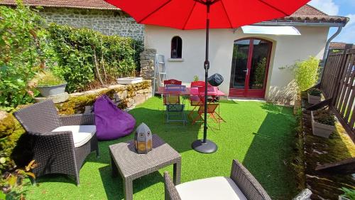 設施, Le gîte de Santrop - 1km de la plage - Lac de Saint-Pardoux - Proche A20 (Le gite de Santrop - 1km de la plage - Lac de Saint-Pardoux - Proche A20) in 加爾唐普河畔貝西納