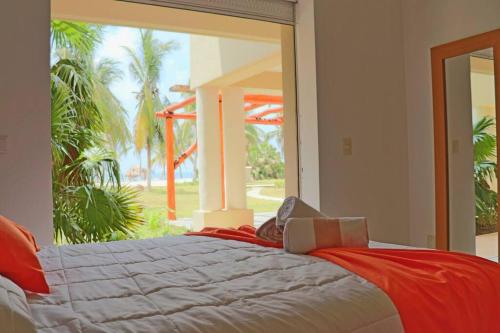 Hermoso Depa Frente al Oceano in Puerto Morelos, Mexico