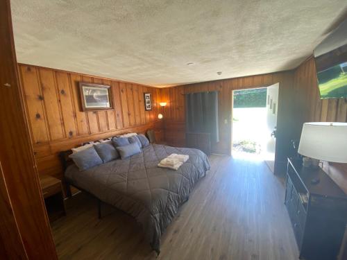 Heart of the Berkshires Motel – Pittsfield, MA
