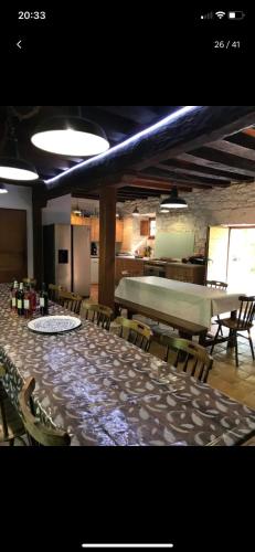 Bankett-terem, Grand gîte 23 couchages (Grand gite 23 couchages) in Castillonnes