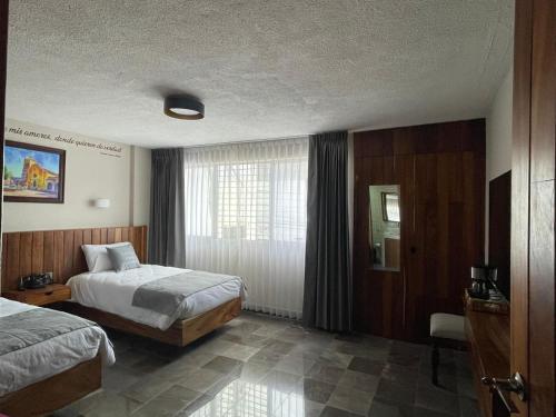 2 twin beds
