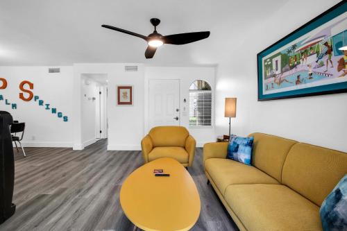 Quaint & Serene in Mesquite CC - A Ryson Property in Palm Springs, USA