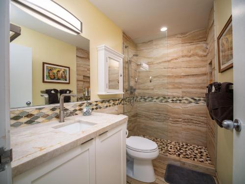 WBH D227 - Aloha La'i2 - Oceanfront/1b1b/Wifi/AC/Cable/Pool/Extras - image 4