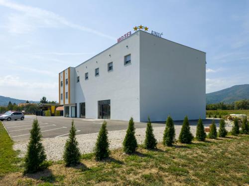 . Motel Anić